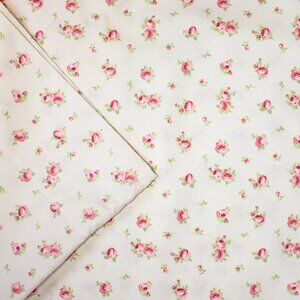 Sweet Rose Print Sheet Set Color: Ivory  Size: QUEEN